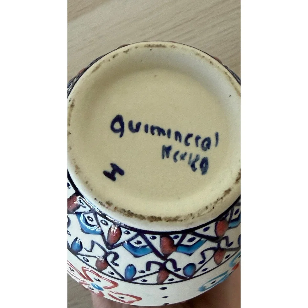 Quimicral handcrafted ceramic